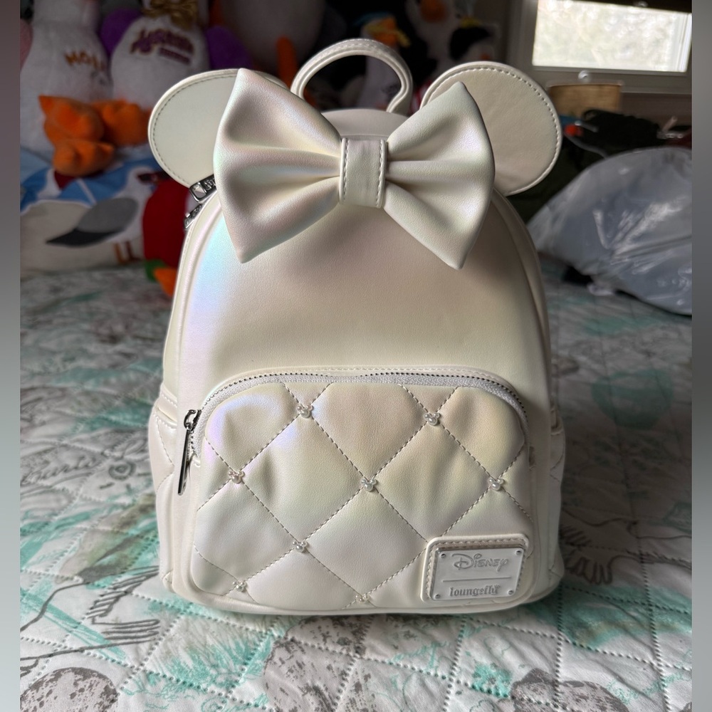 Loungefly Disney Bridal Iridescent White Minnie Ear Bow Mini Backpack NWT